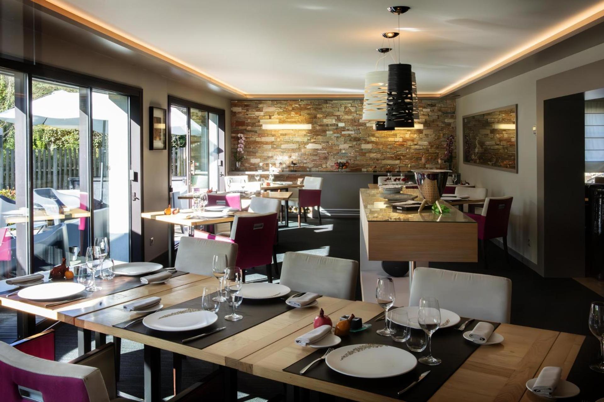 L'Aubiniere Hotel Restaurant & Spa Сент-Уан-ле-Винь Экстерьер фото