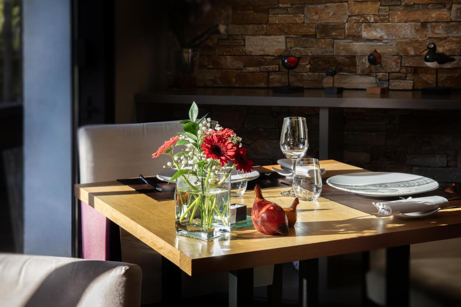 L'Aubiniere Hotel Restaurant & Spa Сент-Уан-ле-Винь Экстерьер фото
