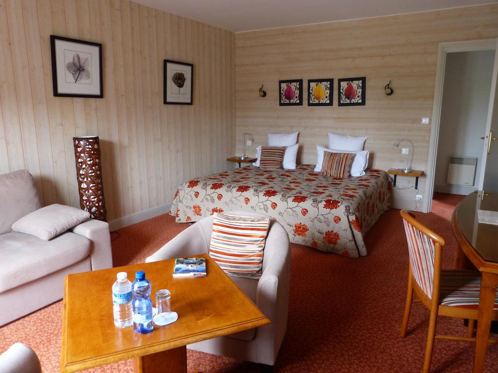 L'Aubiniere Hotel Restaurant & Spa Сент-Уан-ле-Винь Номер фото