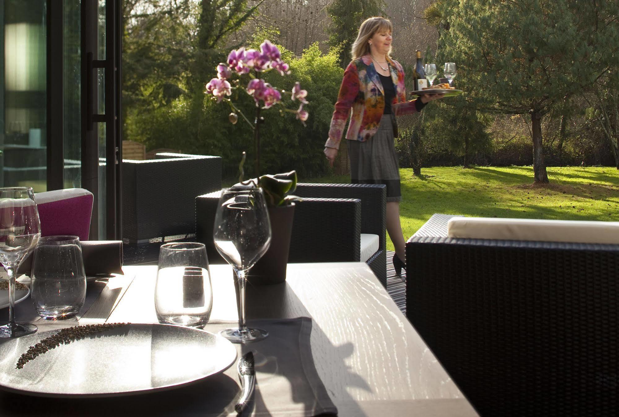 L'Aubiniere Hotel Restaurant & Spa Сент-Уан-ле-Винь Экстерьер фото